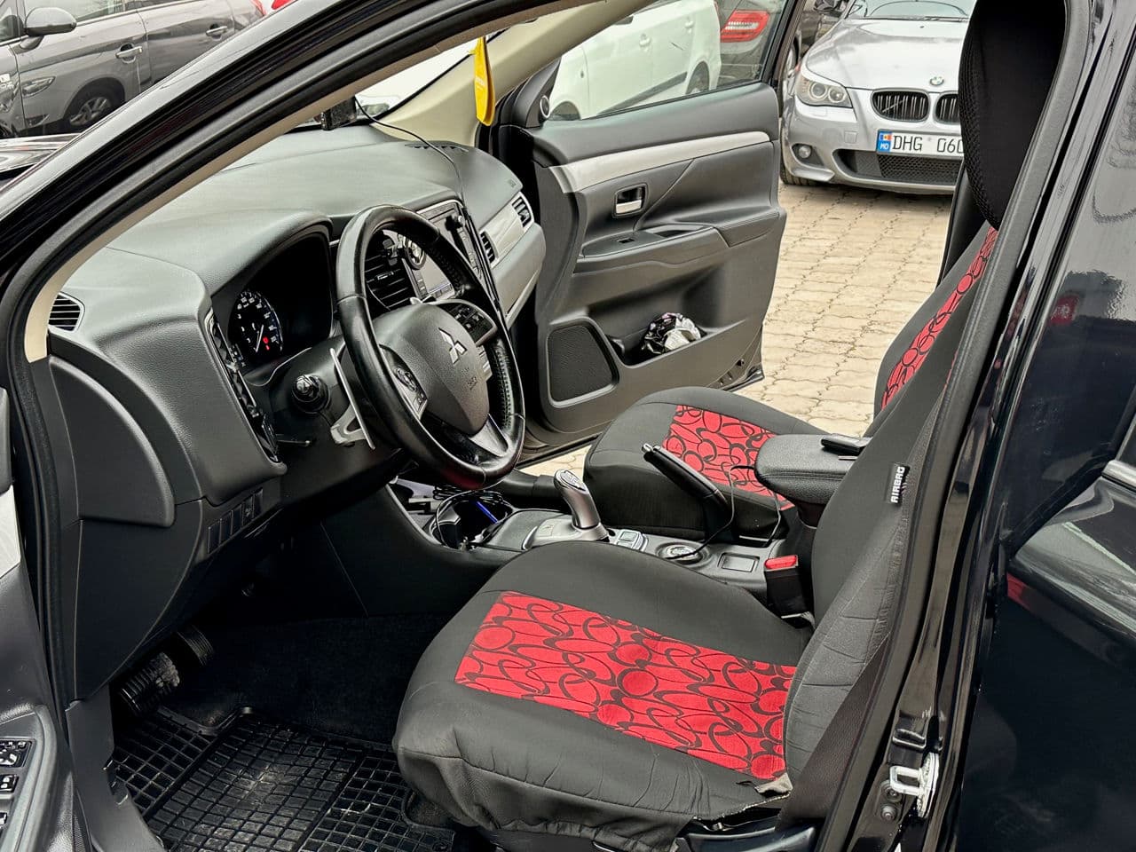 Mitsubishi Outlander 2014 — Миниатюра 6