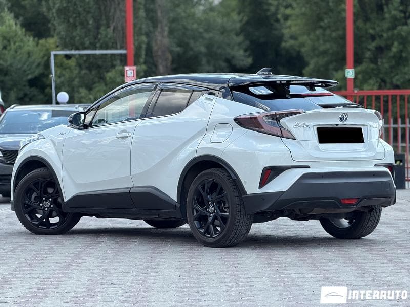 2018 Toyota C-HR — Miniatură 3