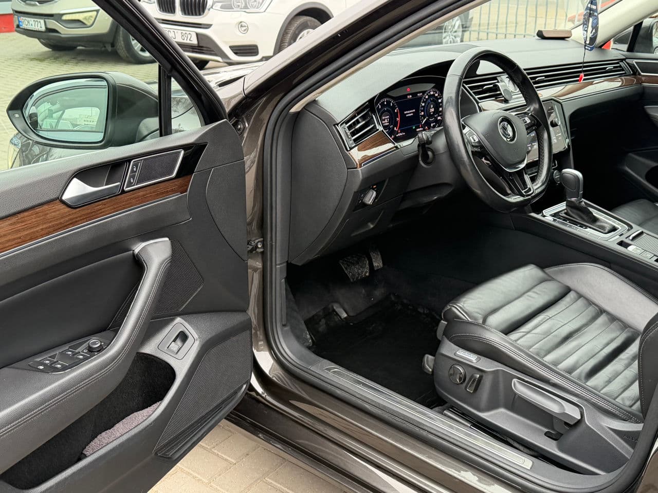 2018 Volkswagen Passat — Miniatură 6