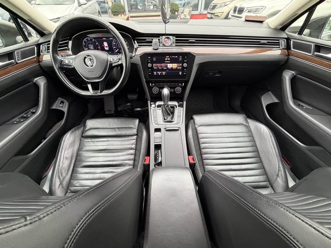 2018 Volkswagen Passat — Miniatură 9