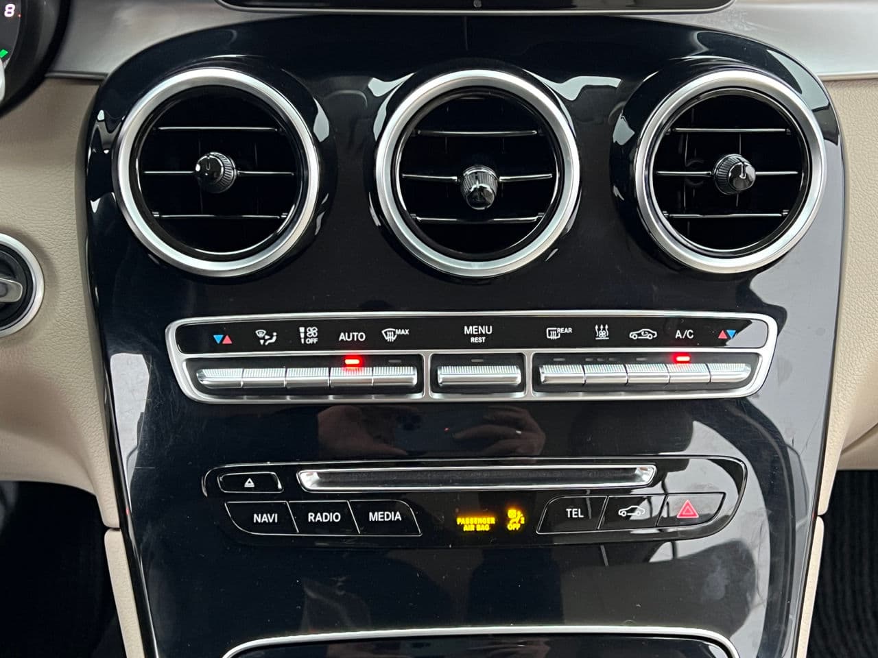 2016 Mercedes GLC 350e — Miniatură 10