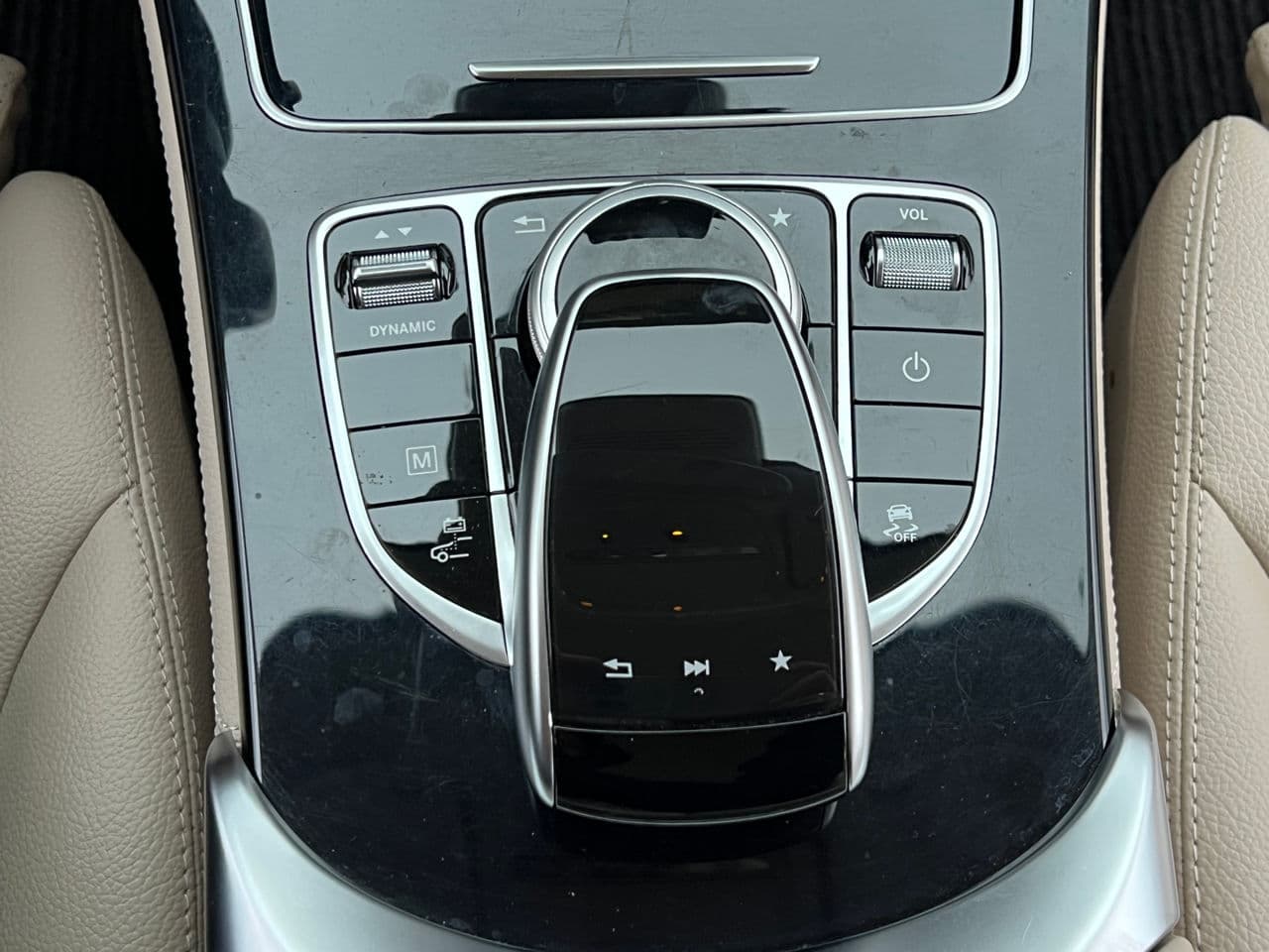 2016 Mercedes GLC 350e — Miniatură 11
