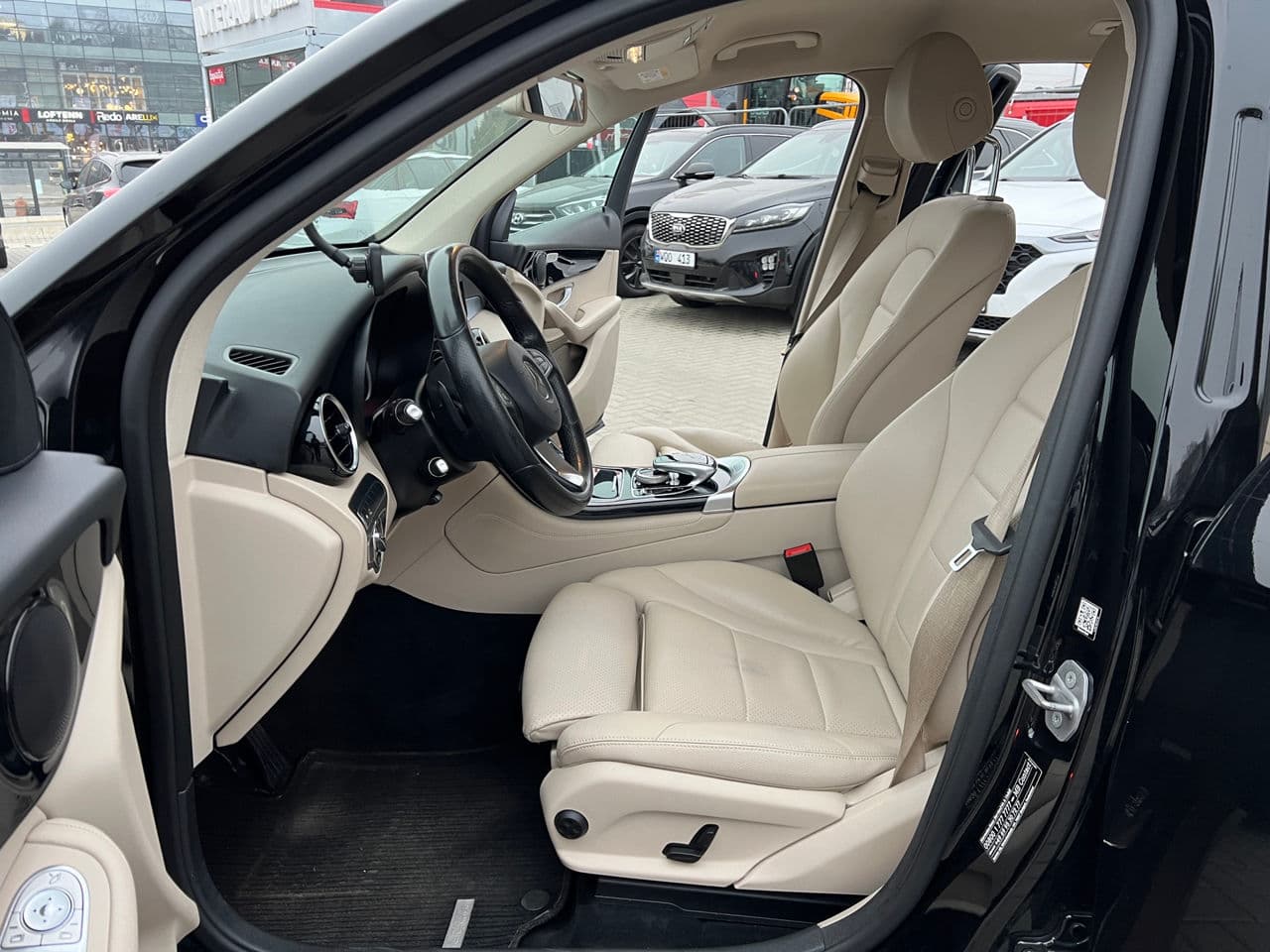 2016 Mercedes GLC 350e — Miniatură 5