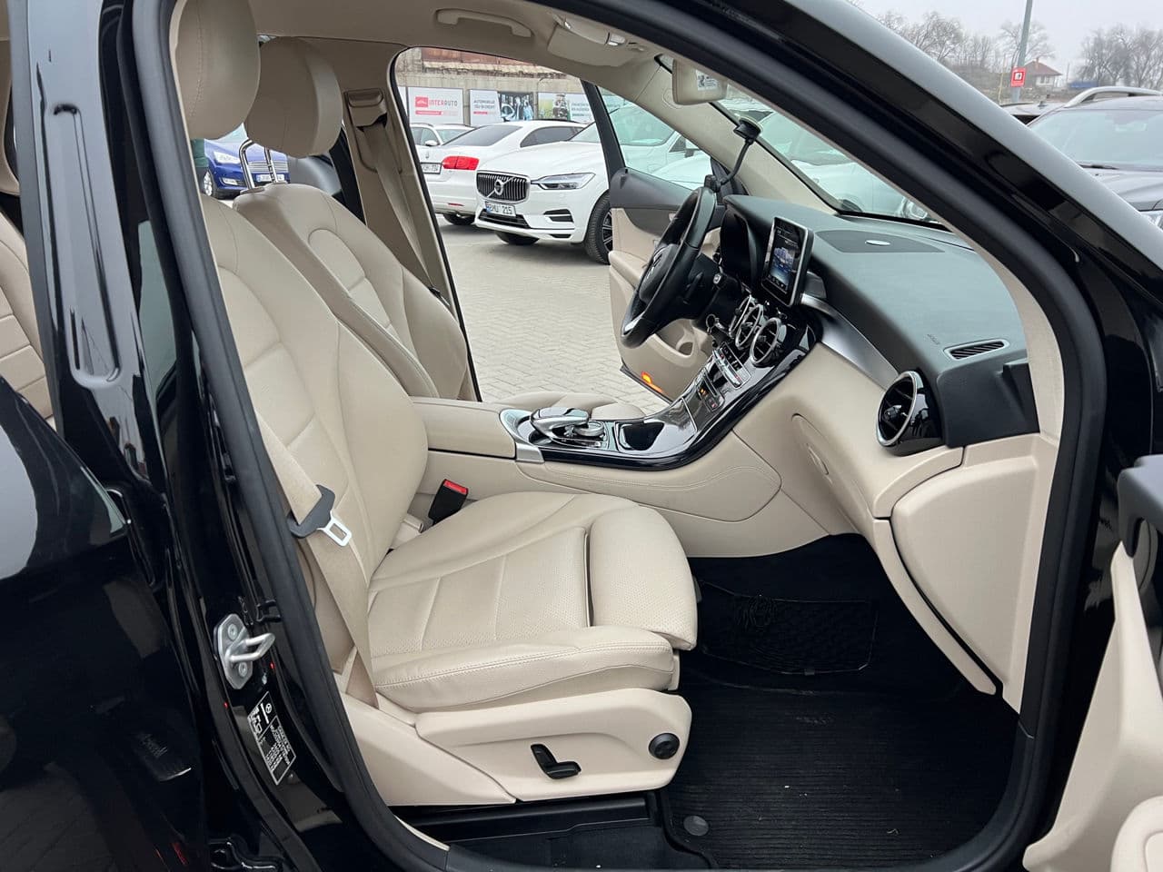 2016 Mercedes GLC 350e — Miniatură 14