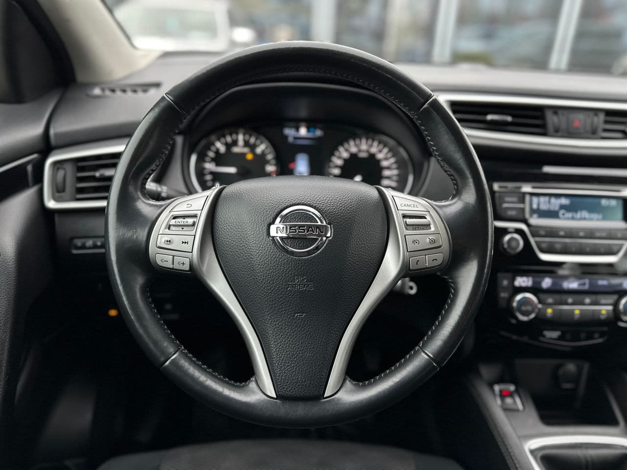 2015 Nissan Qashqai — Miniatură 10