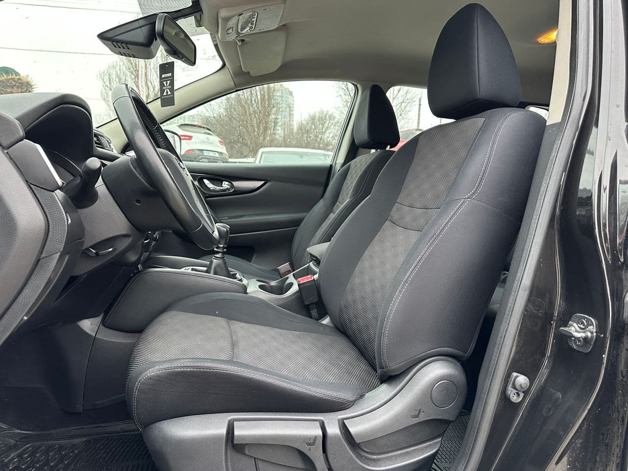 2015 Nissan Qashqai — Miniatură 5