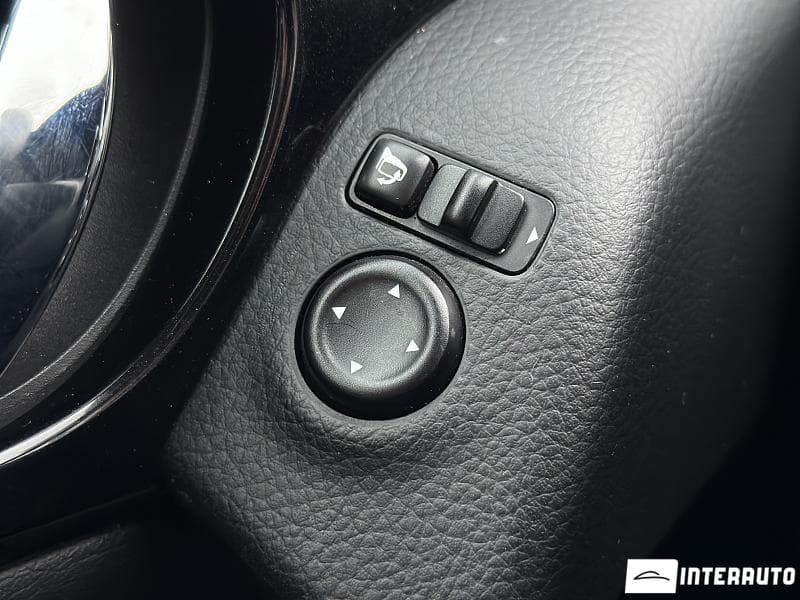 2015 Nissan Qashqai — Miniatură 7