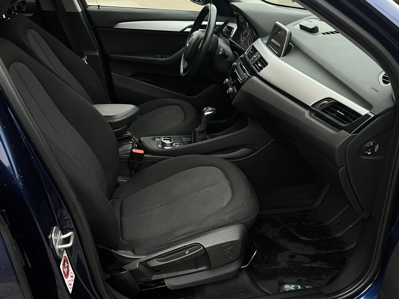 BMW X1 1.8D 2017 — Миниатюра 15