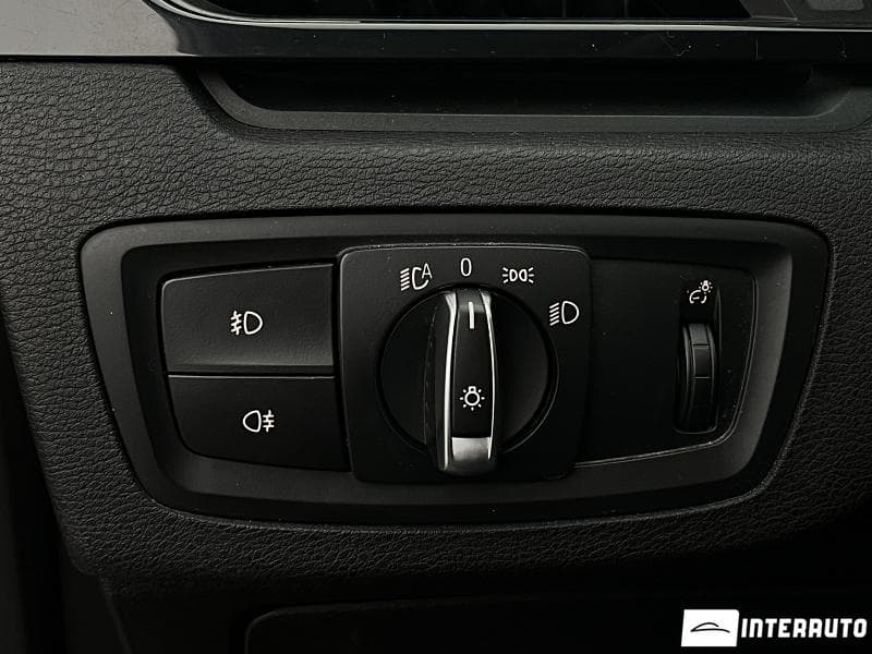 BMW X1 1.8D 2017 — Миниатюра 8
