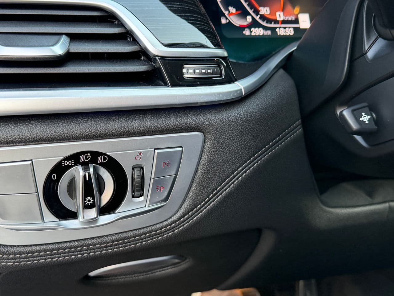 2021 BMW 740 — Miniatură 11