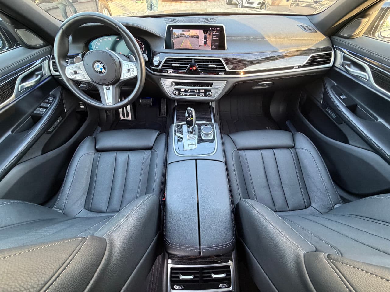 2021 BMW 740 — Miniatură 10