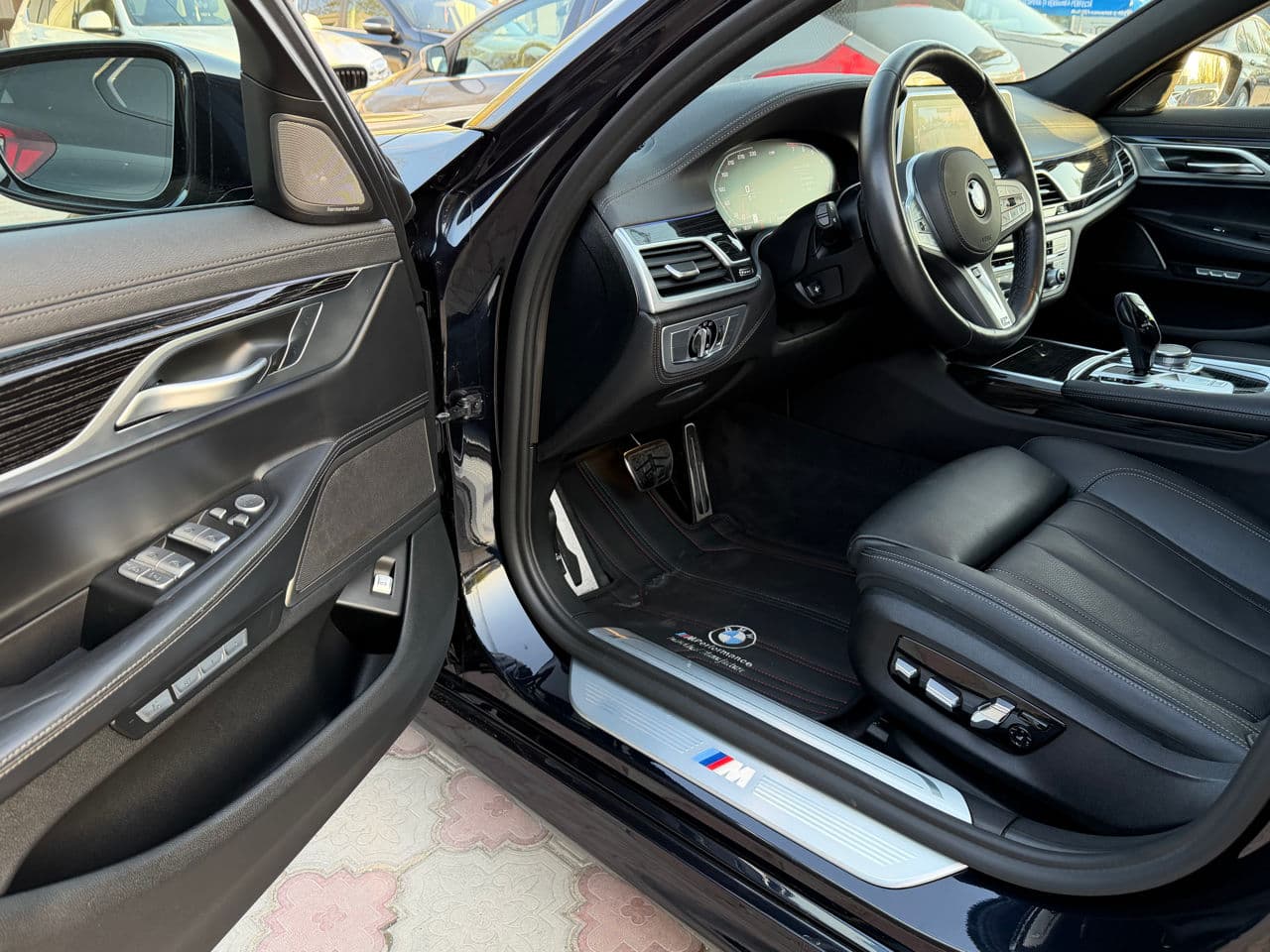 2021 BMW 740 — Miniatură 7