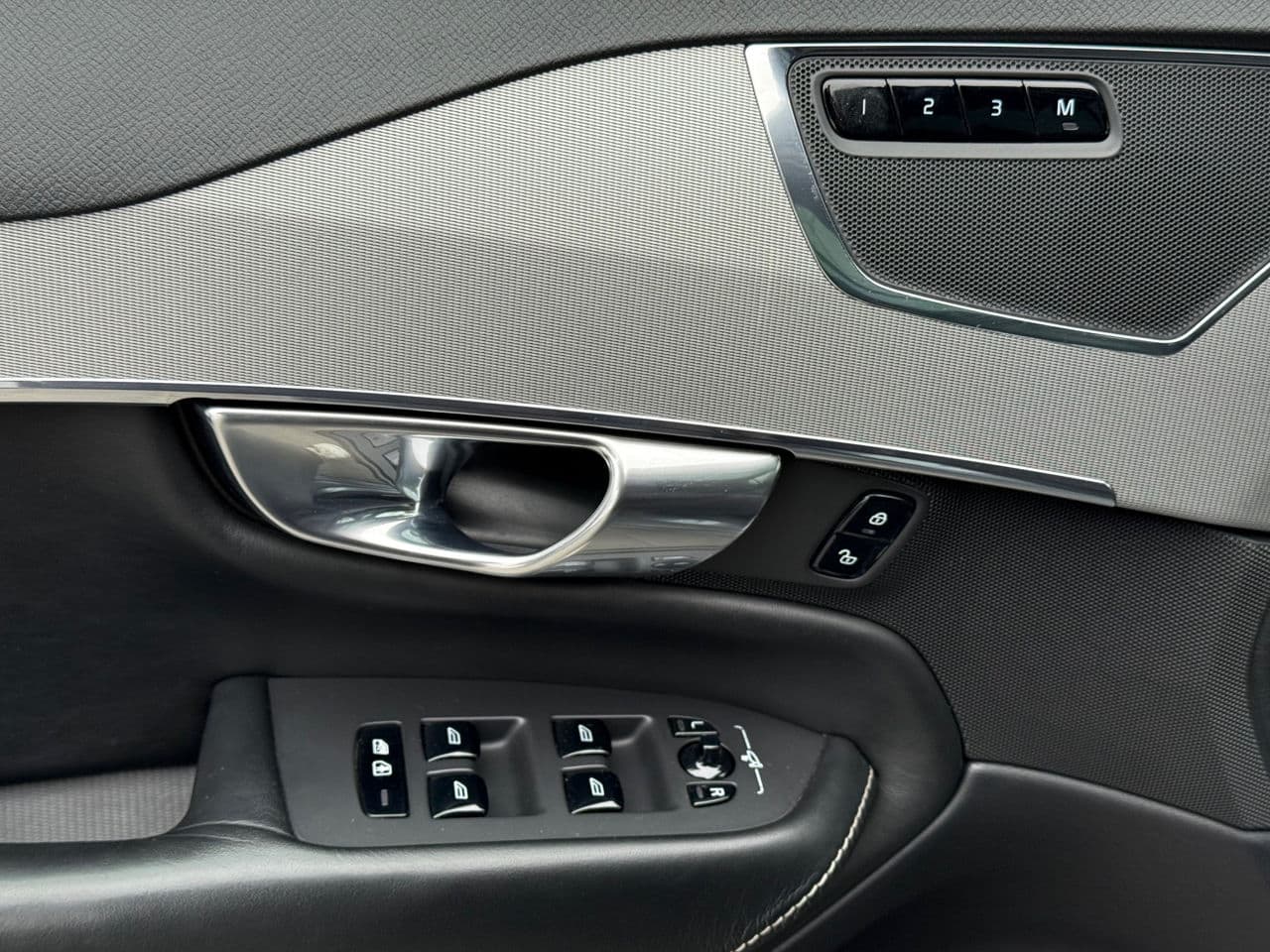 2018 Volvo XC 90 — Miniatură 15