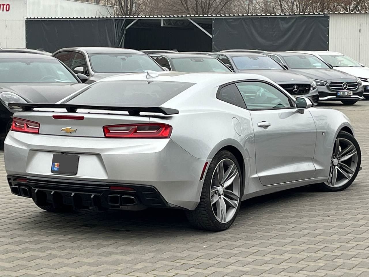 2017 Chevrolet Camaro — Miniatură 2