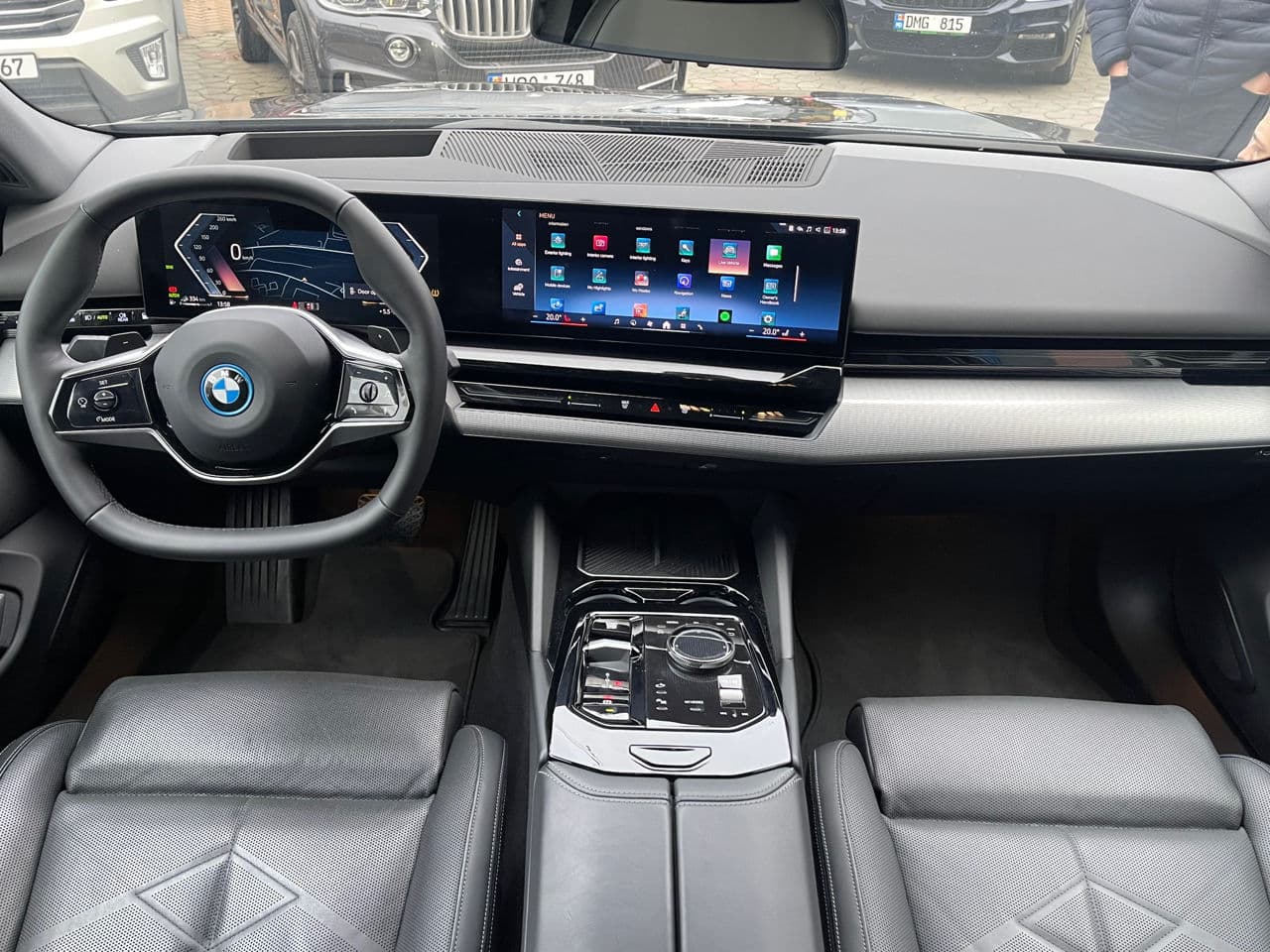 BMW 530e 2024 — Миниатюра 8