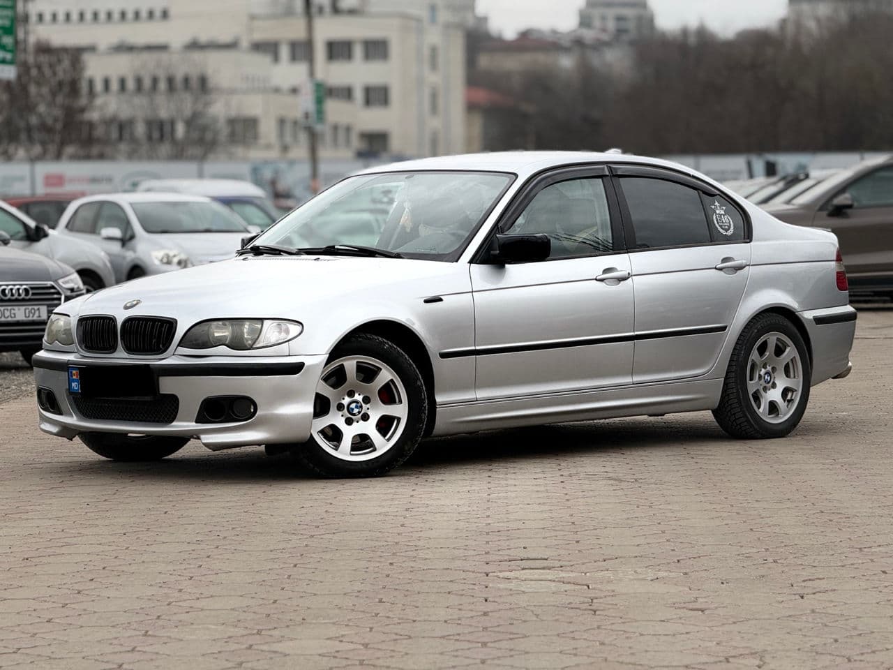 BMW 320