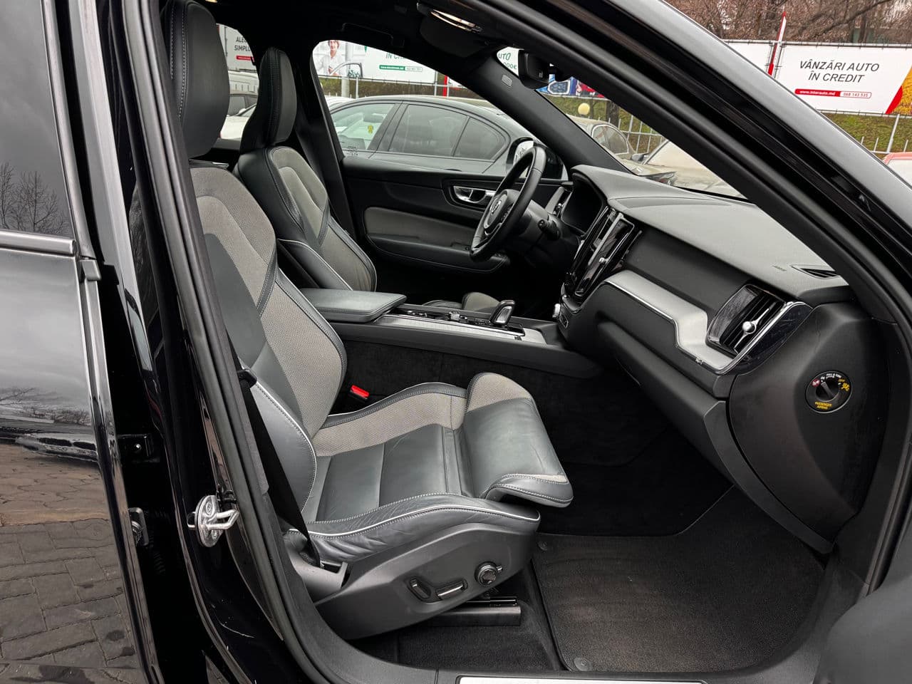 2022 Volvo XC 60 — Miniatură 5