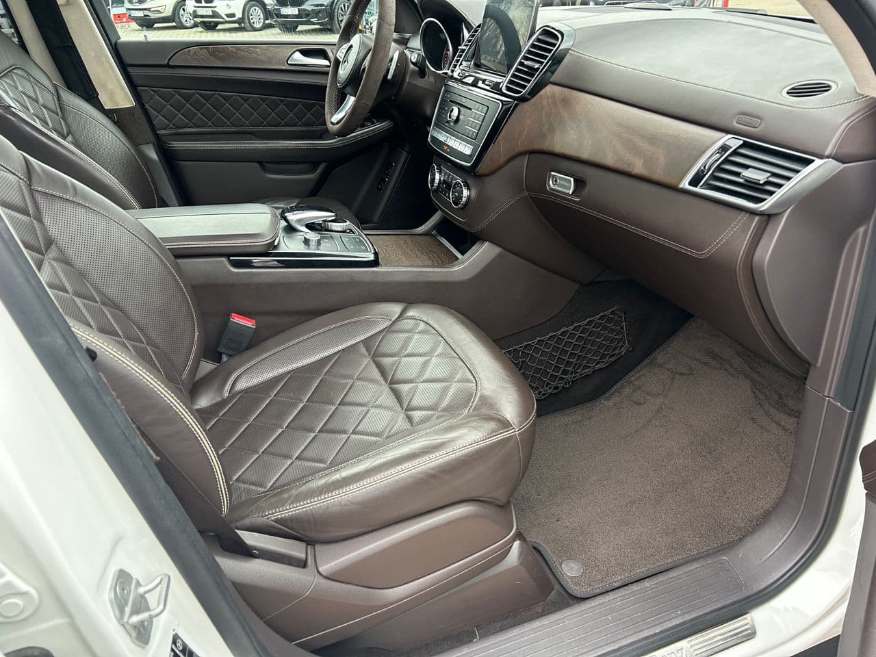 2017 Mercedes GLS 350d — Miniatură 16