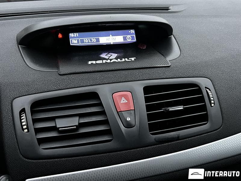 2009 Renault Megane — Miniatură 12