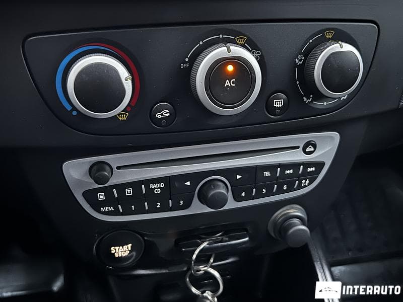 2009 Renault Megane — Miniatură 13