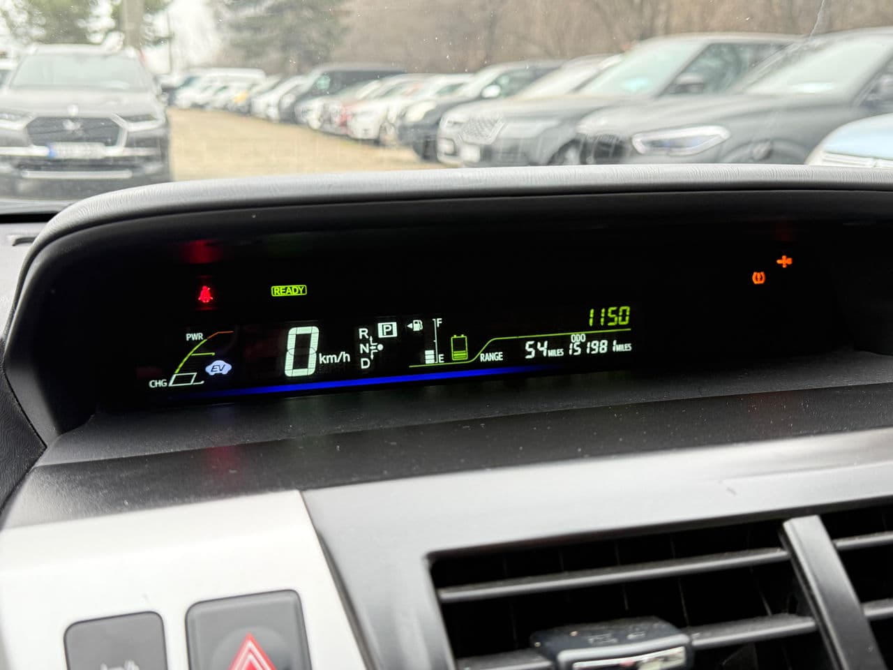 Toyota Prius Plus / V 2012 — Миниатюра 10