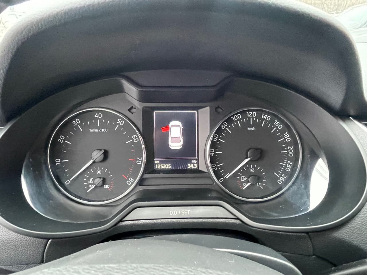2017 Skoda Octavia — Miniatură 8