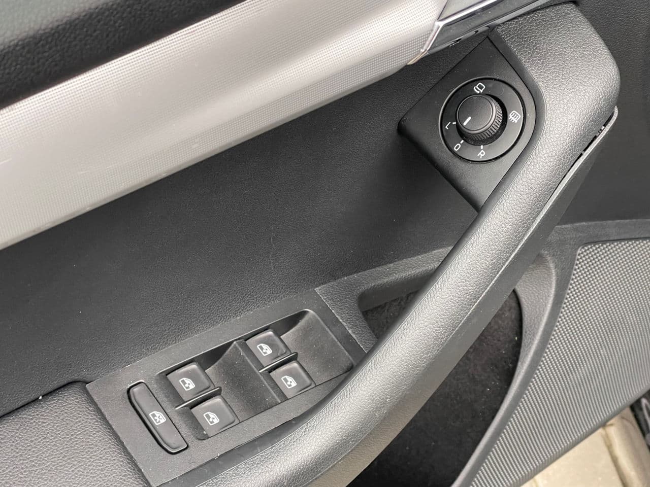 2017 Skoda Octavia — Miniatură 6