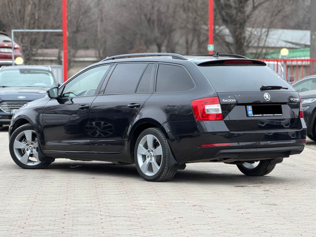2019 Skoda Octavia — Miniatură 2