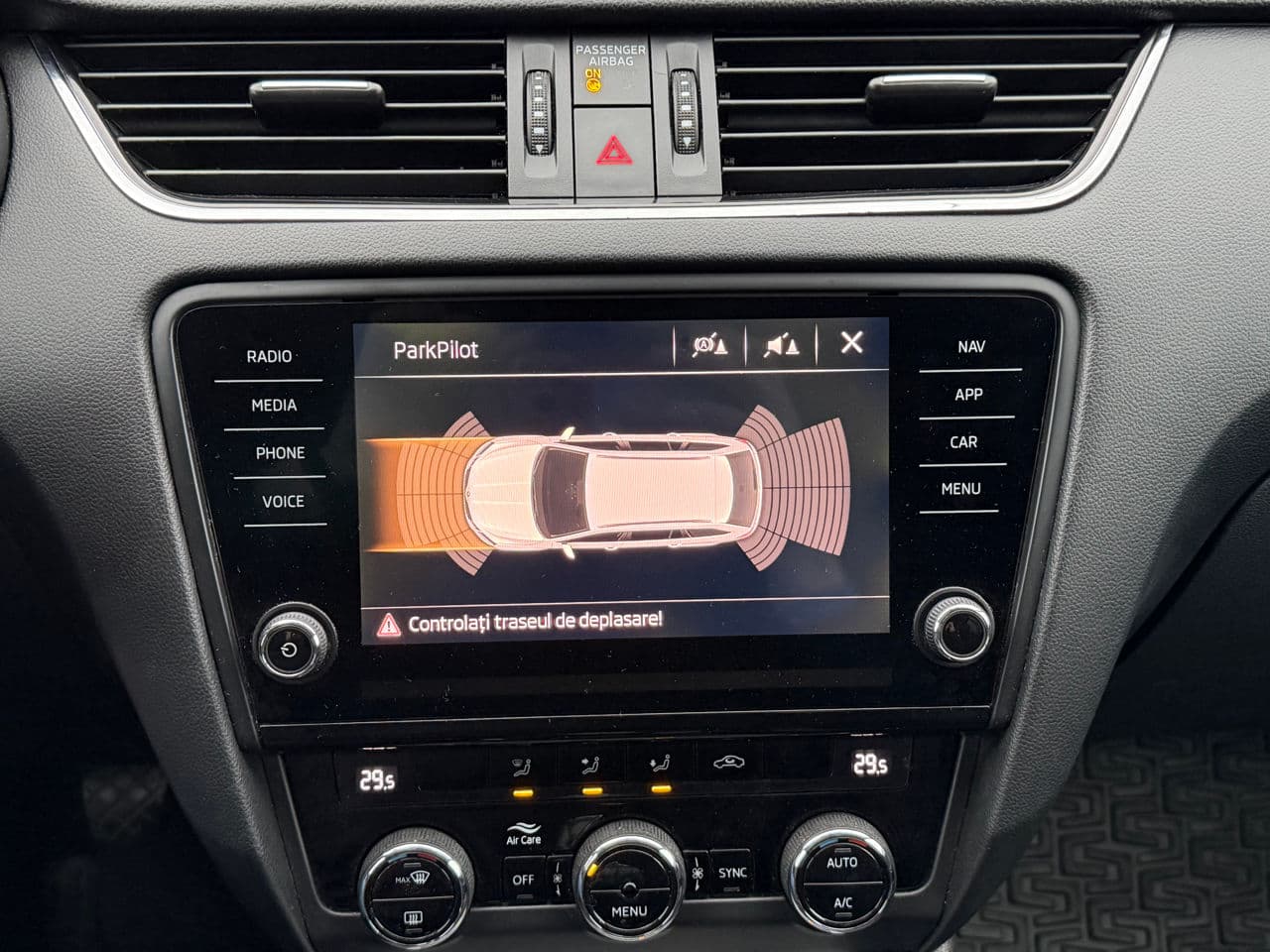 2019 Skoda Octavia — Miniatură 13