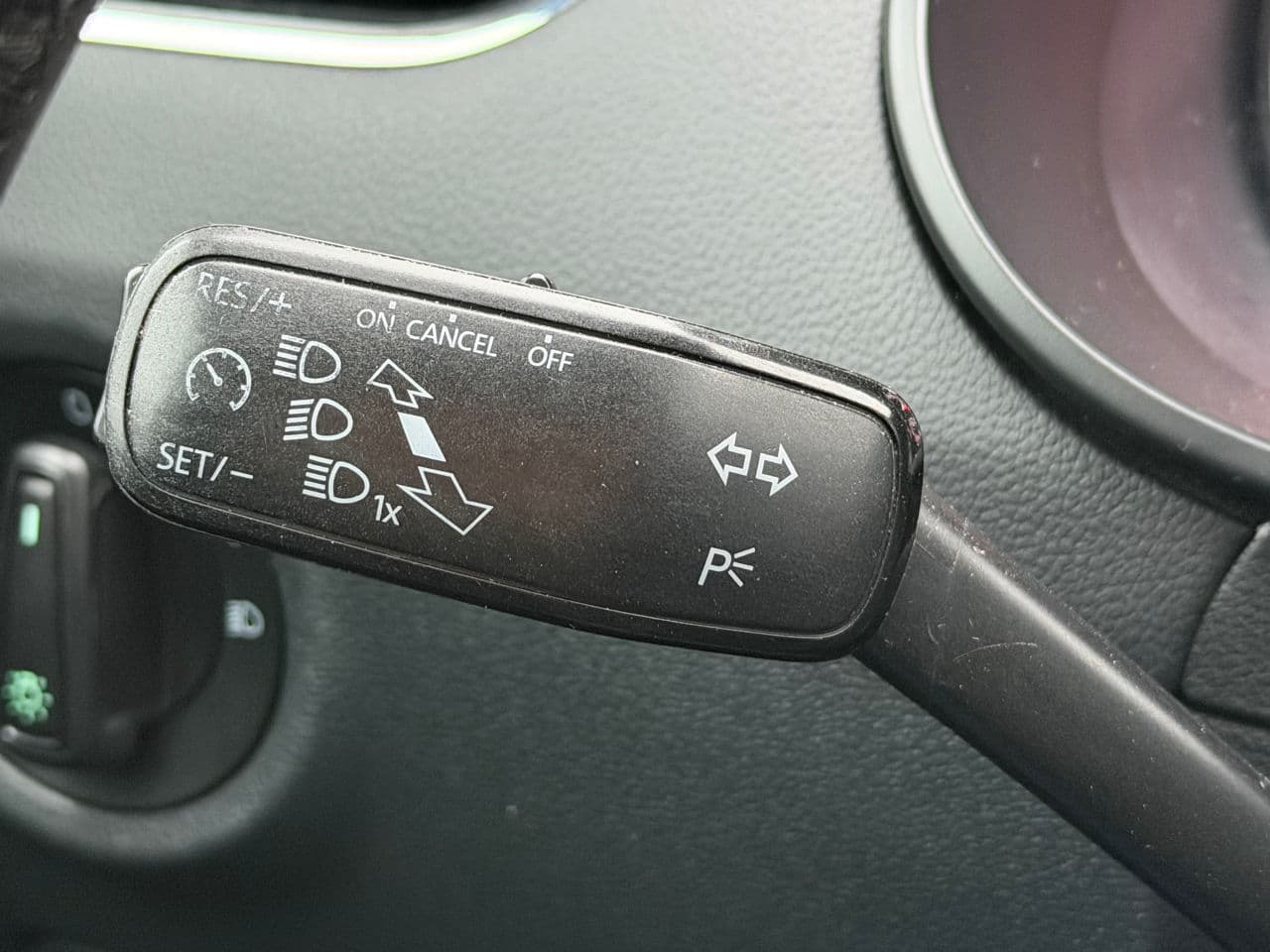 2019 Skoda Octavia — Miniatură 12