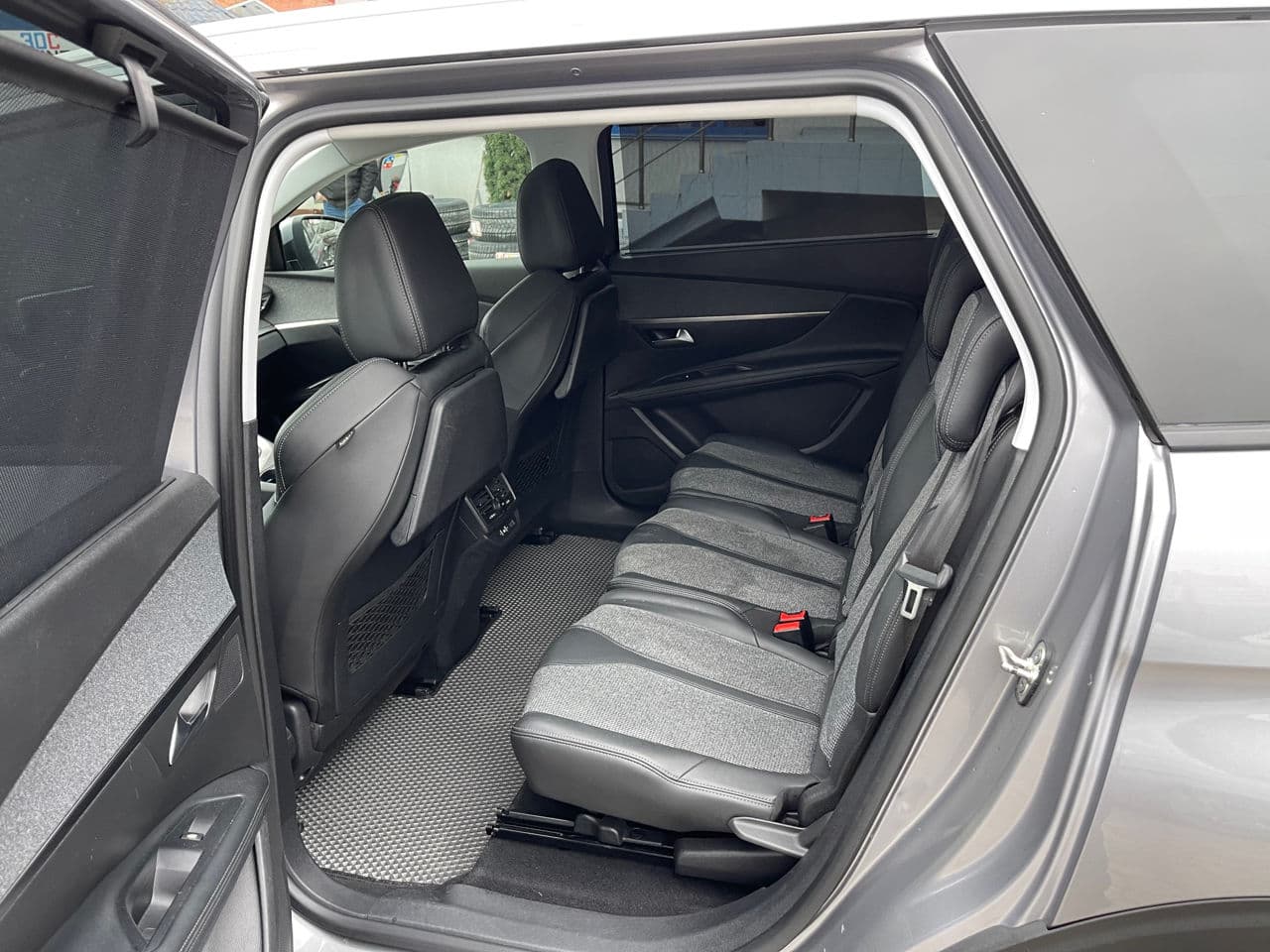 2019 Peugeot 5008 — Miniatură 18
