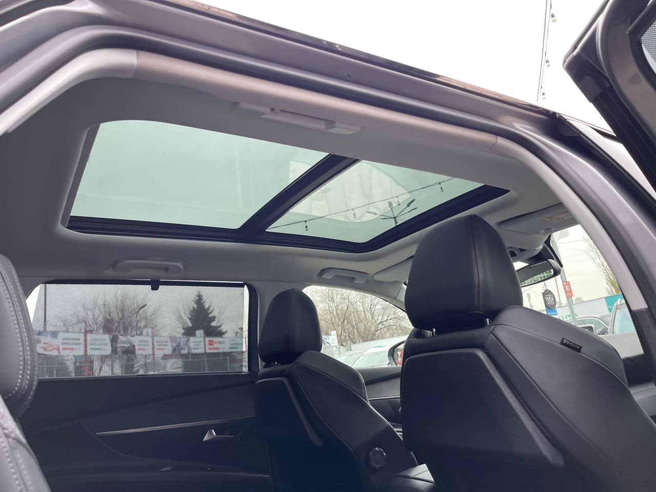 2019 Peugeot 5008 — Miniatură 19