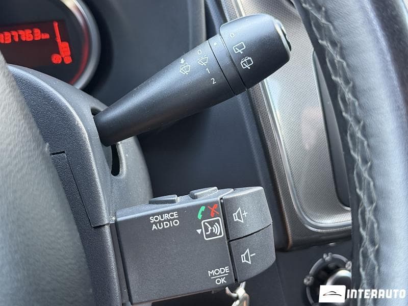 2019 Dacia Sandero Stepway — Miniatură 10