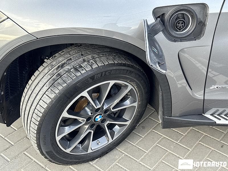 2016 BMW X5 4.0e — Miniatură 26