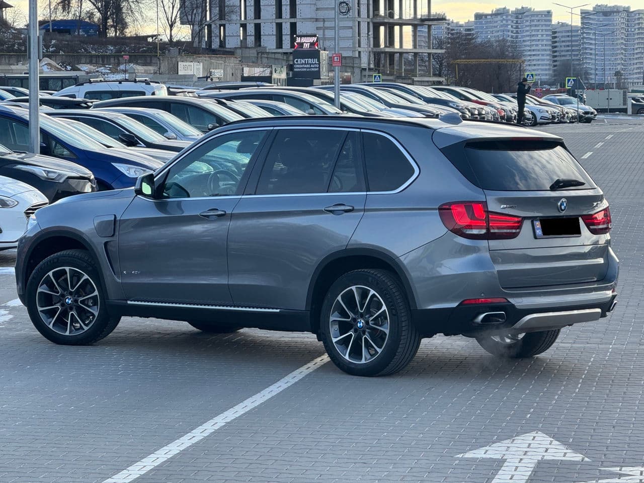 2016 BMW X5 4.0e — Miniatură 4
