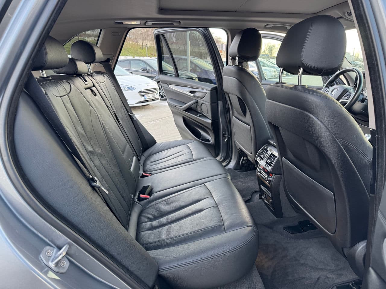 2016 BMW X5 4.0e — Miniatură 14