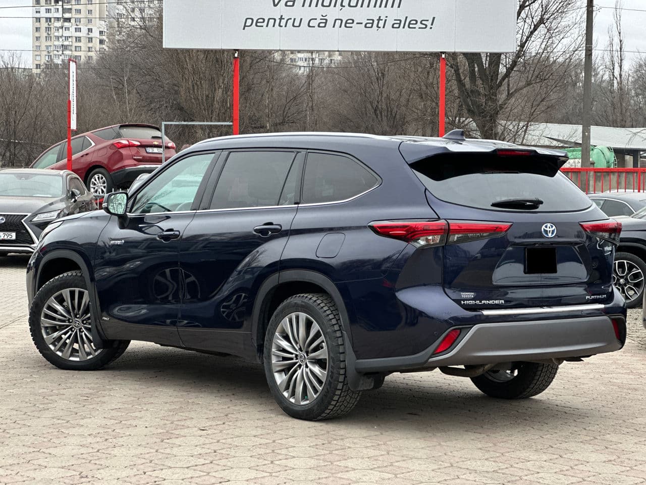 2020 Toyota Highlander — Miniatură 2