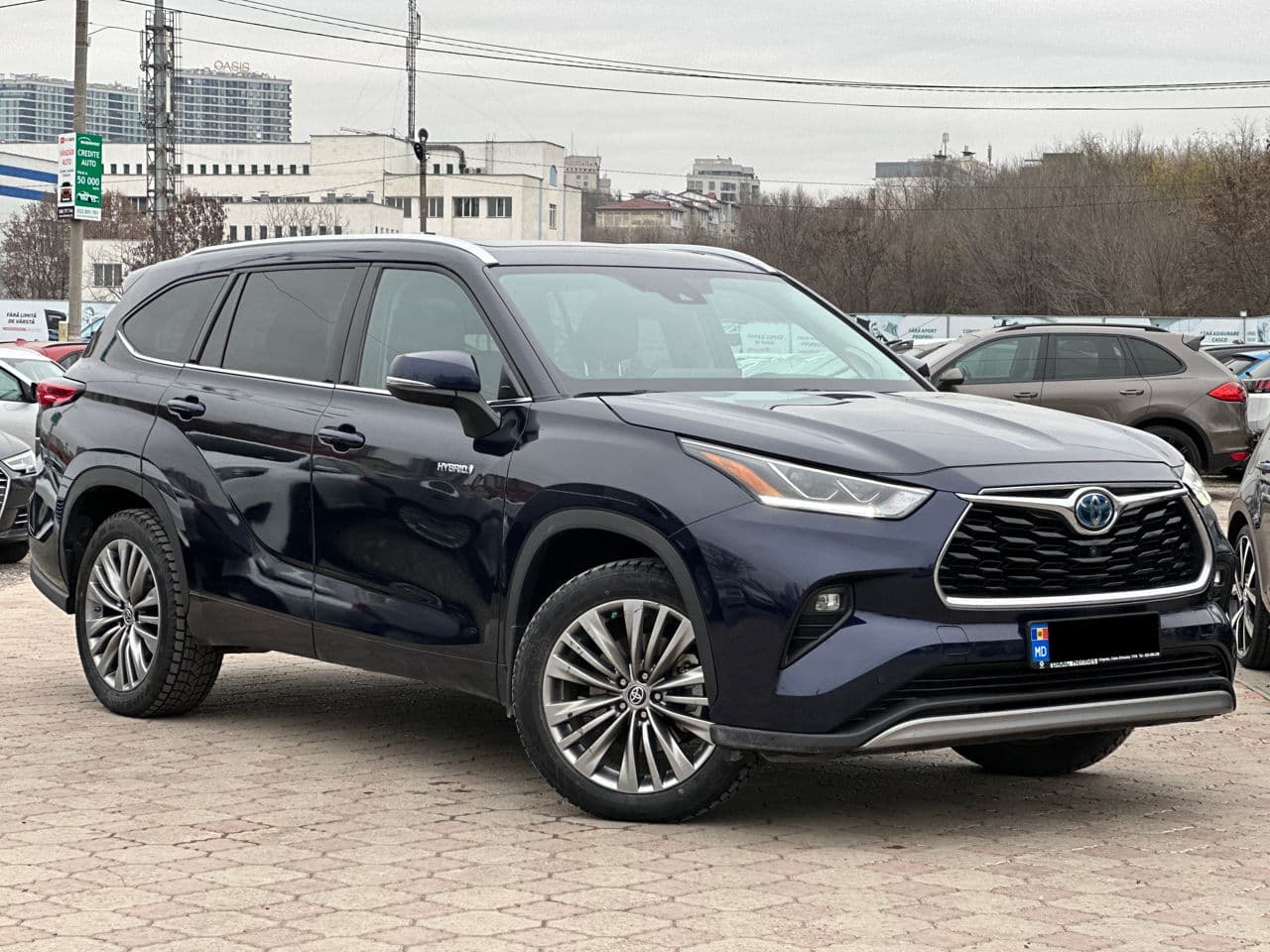 2020 Toyota Highlander — Miniatură 4