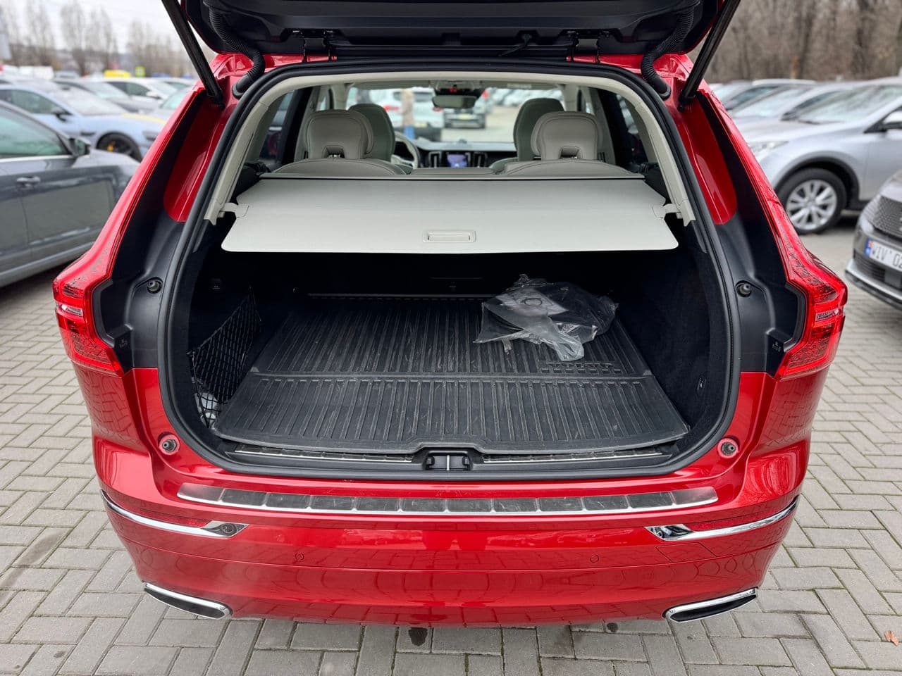 Volvo XC 60 2020 — Миниатюра 5