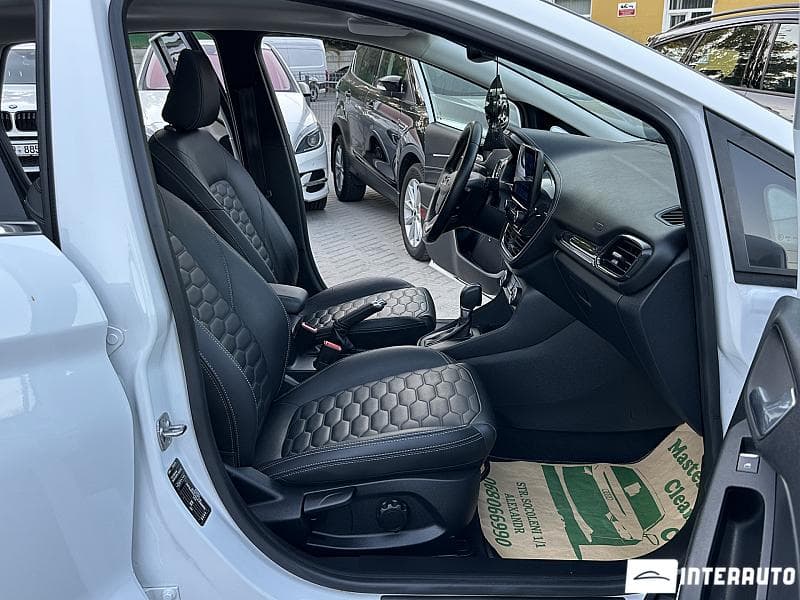2020 Ford Fiesta — Miniatură 16
