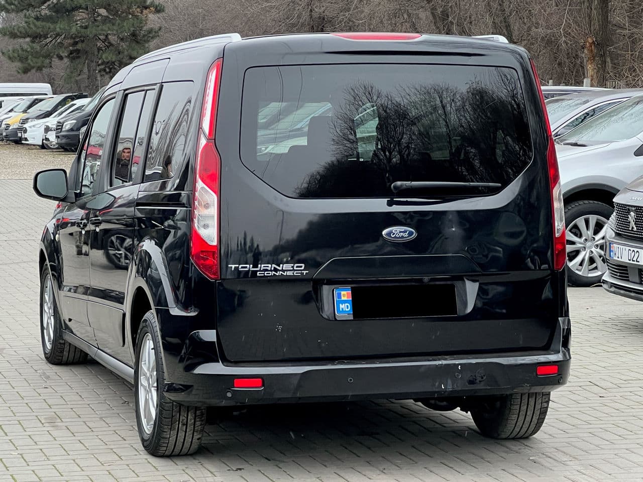 2019 Ford Tourneo Connect — Miniatură 4