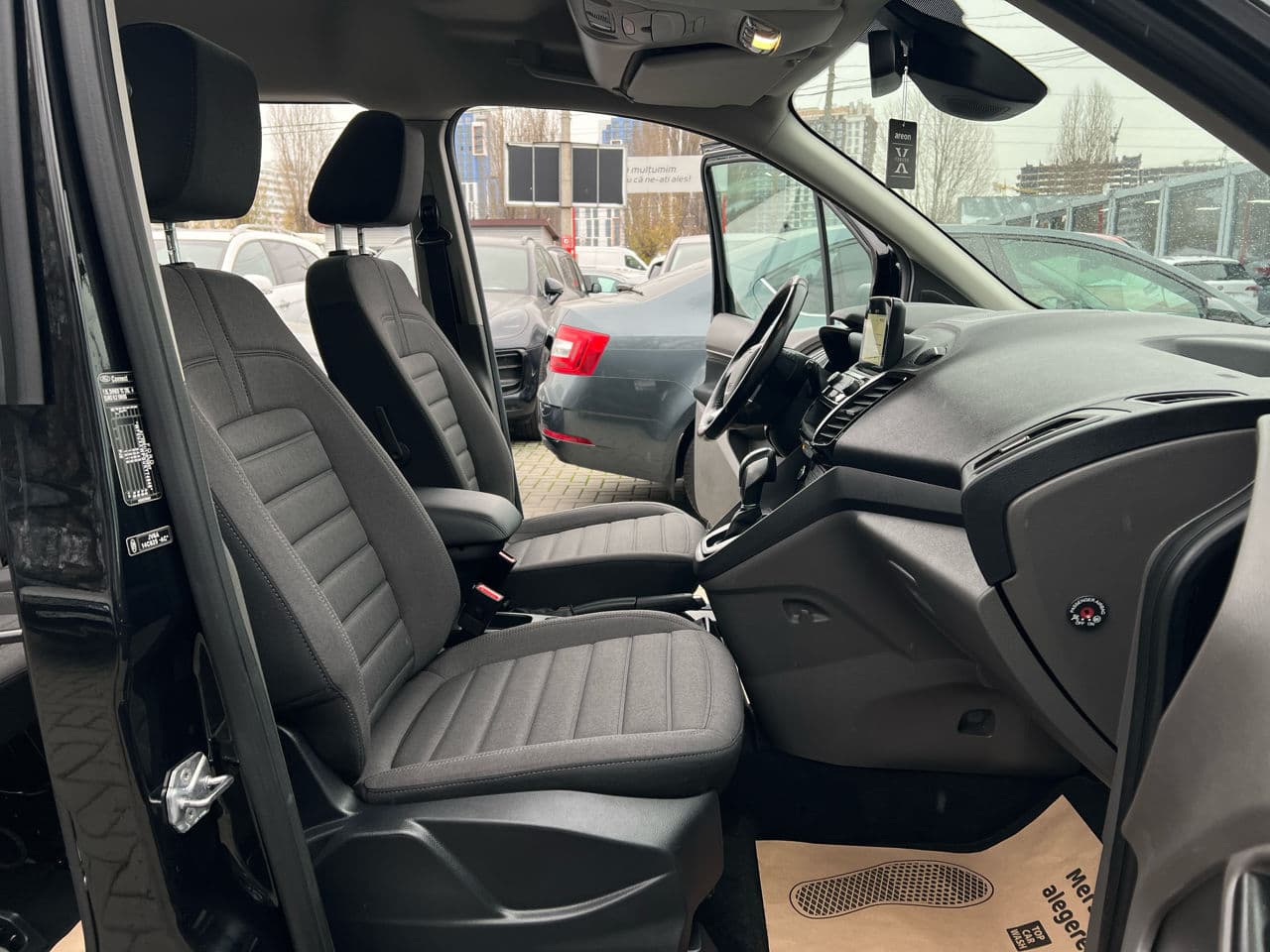 2019 Ford Tourneo Connect — Miniatură 16