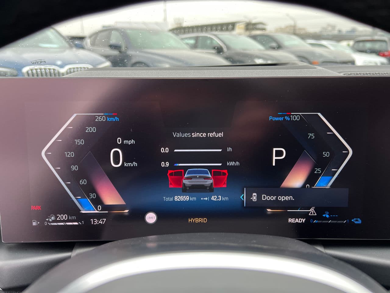 2023 BMW 330E — Miniatură 8