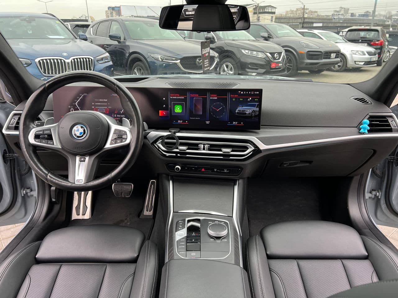 2023 BMW 330E — Miniatură 6