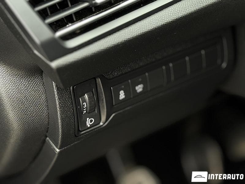 2016 Peugeot 308 — Miniatură 9