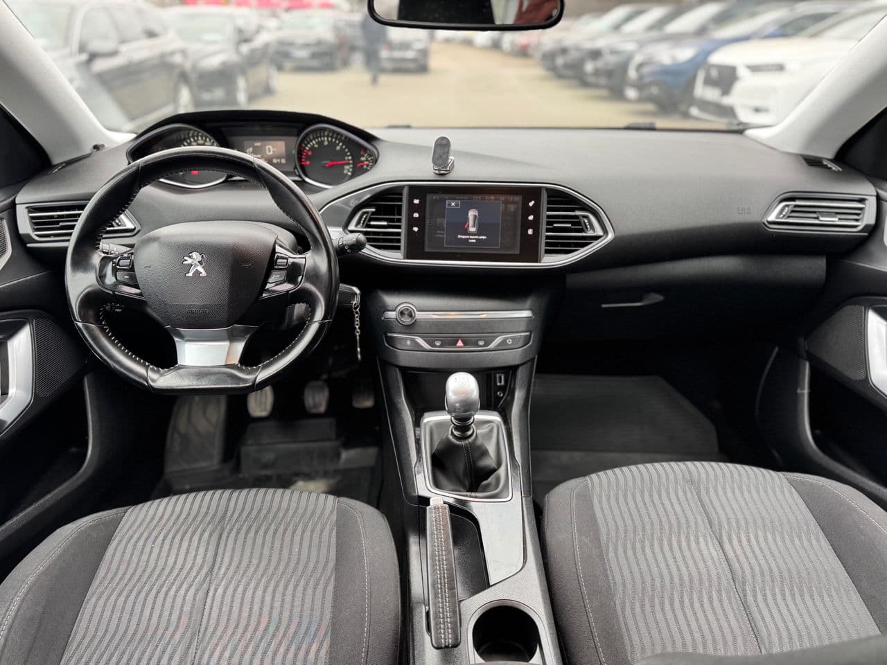 2016 Peugeot 308 — Miniatură 15