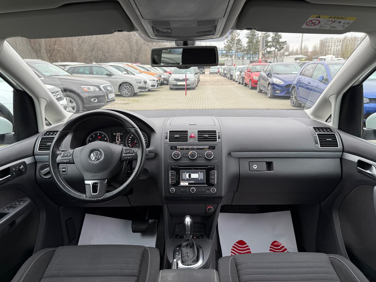 2015 Volkswagen Touran — Miniatură 17