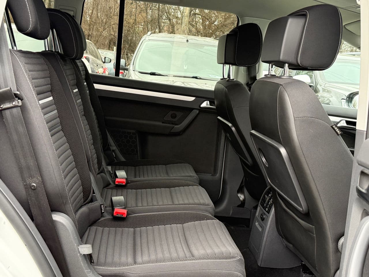 2015 Volkswagen Touran — Miniatură 18