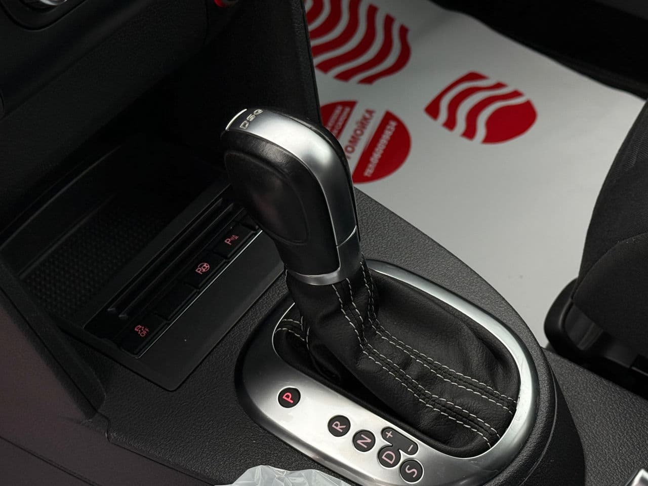 2015 Volkswagen Touran — Miniatură 14