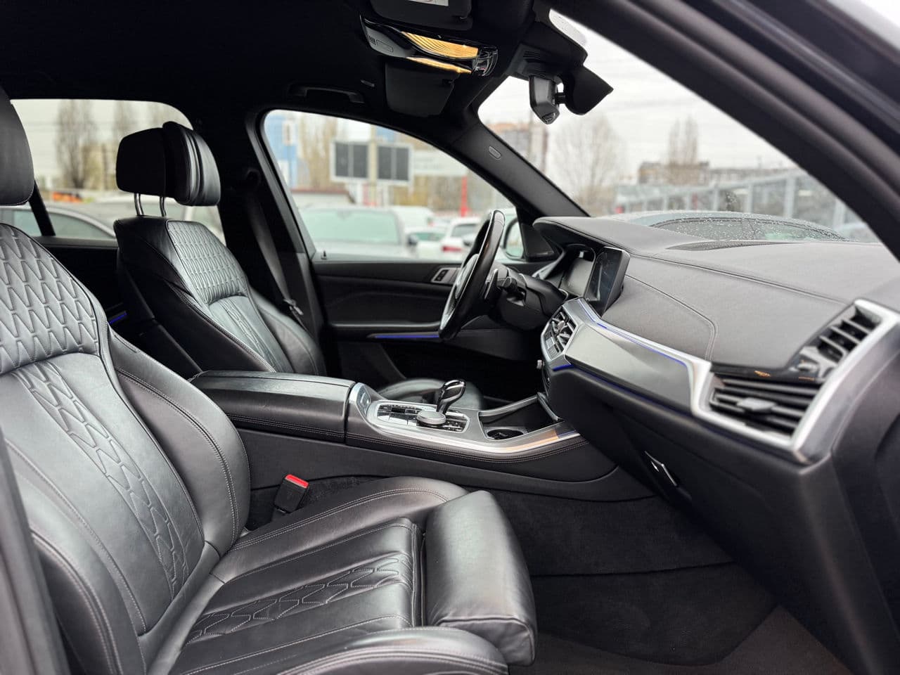 BMW X5 4.0D 2021 — Миниатюра 20